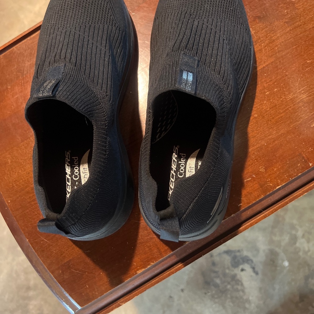 Sketchers slip in